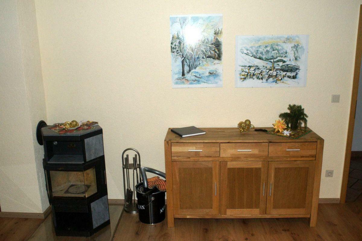 Ferienhaus-Bergtraum-Ferienwohnung-Fanni Oberwiesenthal Extérieur photo